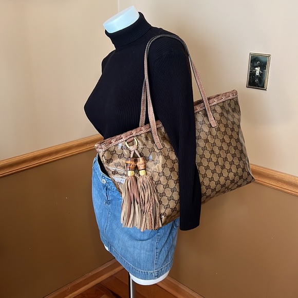 A54- 💯 % authentic Gucci shoulder bag - Picture 2 of 16